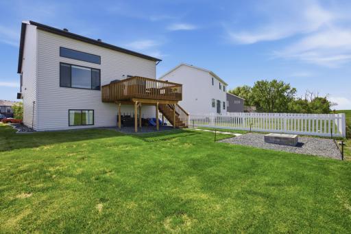 1186 Albert Court W, West Fargo, ND 58078