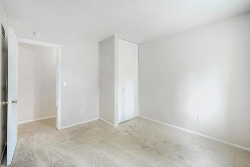 2342 Dorland Place E, Maplewood, MN 55119
