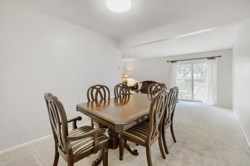 2342 Dorland Place E, Maplewood, MN 55119