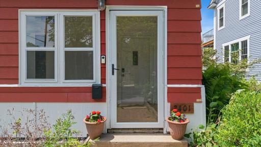 2401 Upton Avenue N, Minneapolis, MN 55411
