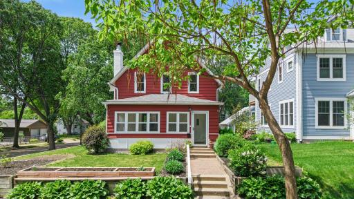 2401 Upton Avenue N, Minneapolis, MN 55411