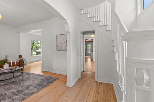 2401 Upton Avenue N, Minneapolis, MN 55411