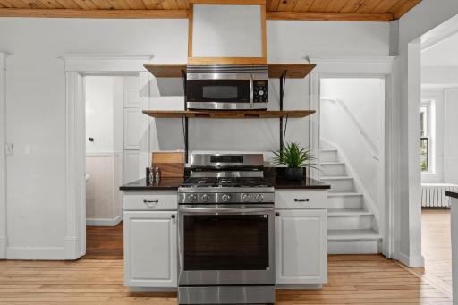 2401 Upton Avenue N, Minneapolis, MN 55411