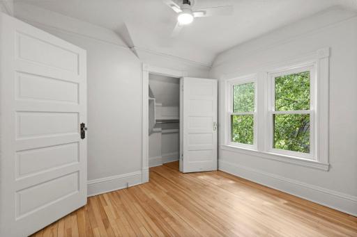 2401 Upton Avenue N, Minneapolis, MN 55411