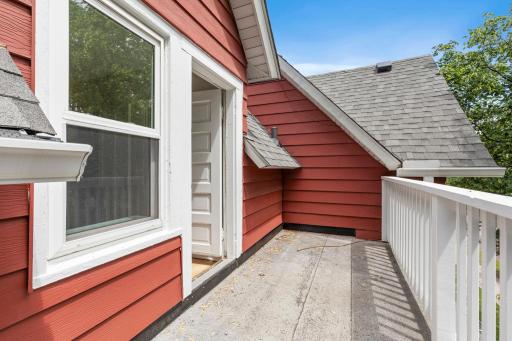 2401 Upton Avenue N, Minneapolis, MN 55411