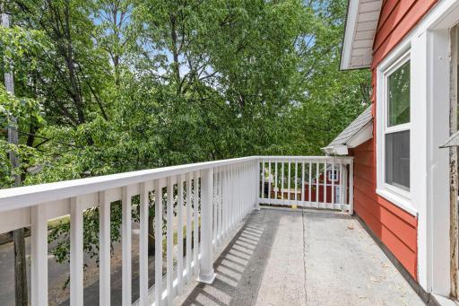 2401 Upton Avenue N, Minneapolis, MN 55411