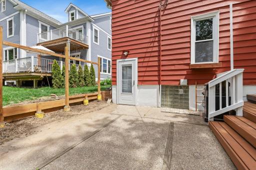 2401 Upton Avenue N, Minneapolis, MN 55411