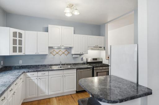 3721 Grand Avenue S, 2, Minneapolis, MN 55409