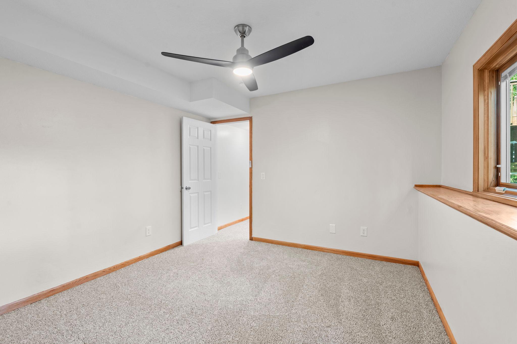 4th Bedroom (LL)