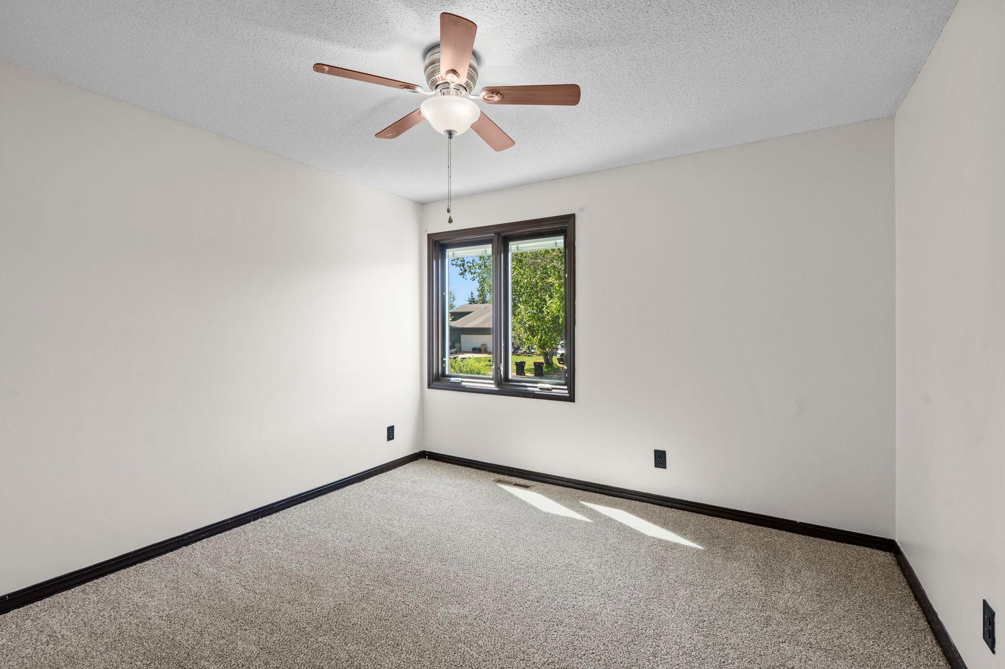 2nd Bedroom (Upper Level)