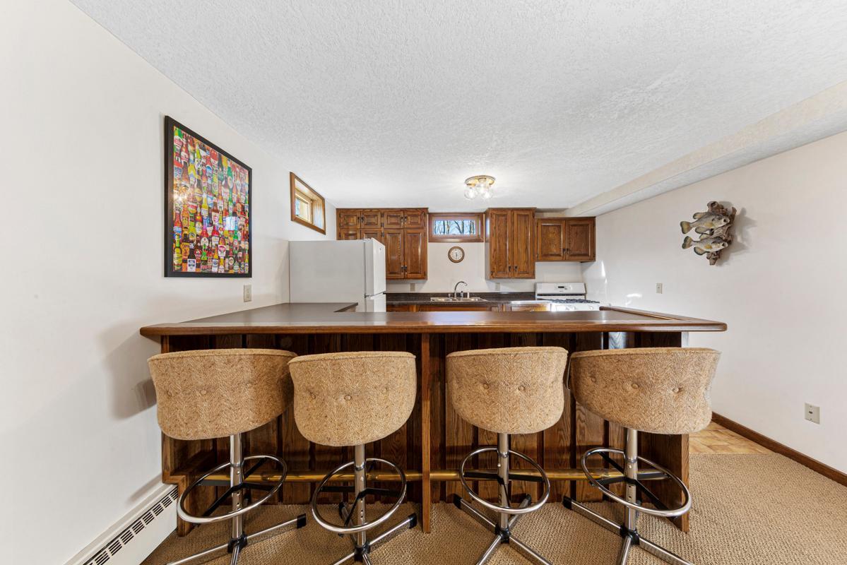 54 Kitchen_lower.jpg
