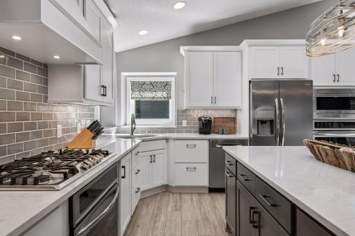 10455 170th Street W, Lakeville, MN 55044