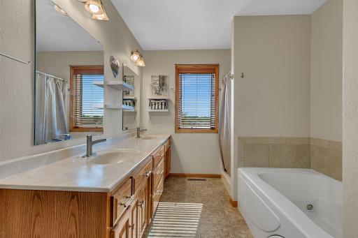1757 Trentwood Drive, Sartell, MN 56377