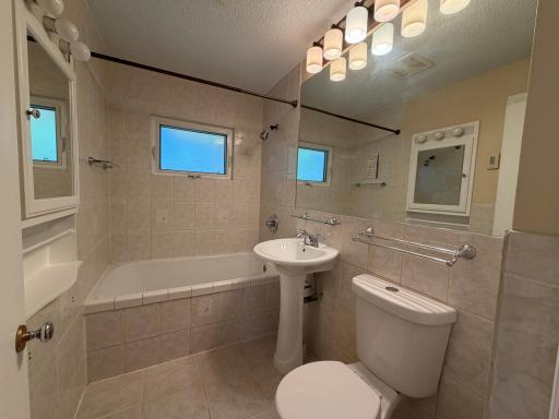 8243 Thomas Avenue S, Minneapolis, MN 55431