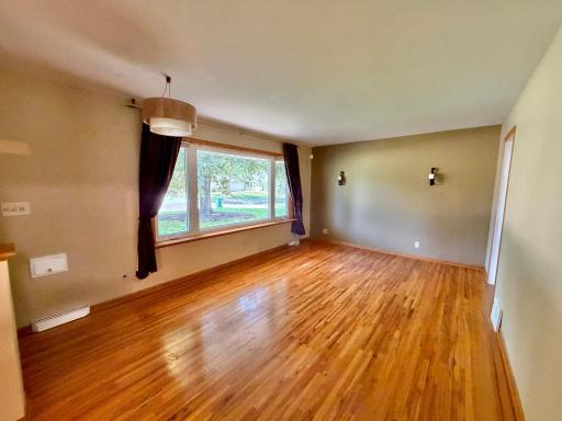8243 Thomas Avenue S, Minneapolis, MN 55431