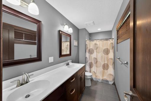 2287 Phoenix Road SW, Rochester, MN 55902