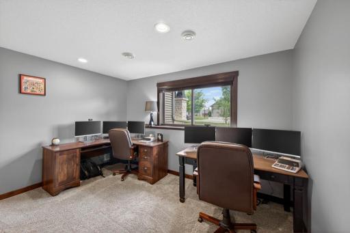 2287 Phoenix Road SW, Rochester, MN 55902