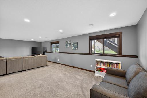 2287 Phoenix Road SW, Rochester, MN 55902
