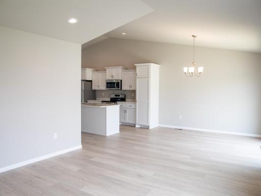6782 Meadow View Drive S, Fargo, ND 58104