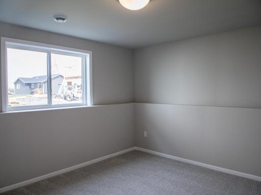 6782 Meadow View Drive S, Fargo, ND 58104