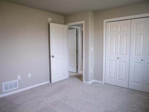 6782 Meadow View Drive S, Fargo, ND 58104