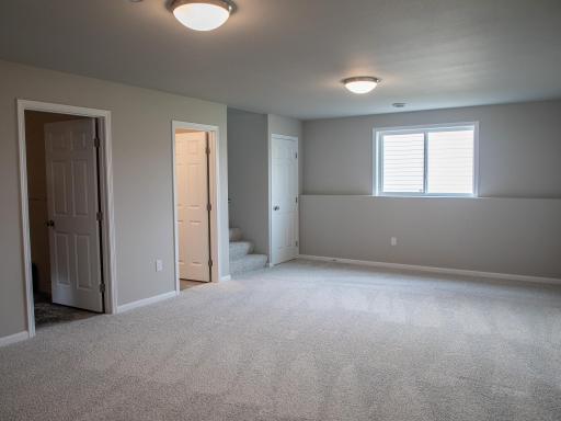 6782 Meadow View Drive S, Fargo, ND 58104