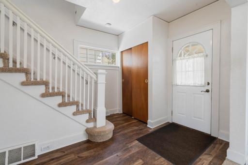 3803 W 4th Street, Duluth, MN 55807