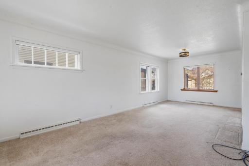 3803 W 4th Street, Duluth, MN 55807