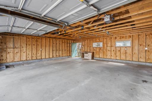 3803 W 4th Street, Duluth, MN 55807