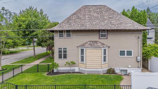 148 Wilder Street N, Saint Paul, MN 55104
