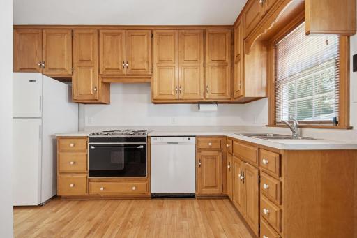 1100 W 73rd Street, Minneapolis, MN 55423