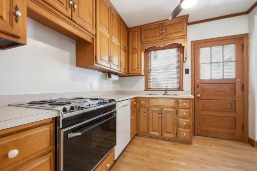 1100 W 73rd Street, Minneapolis, MN 55423