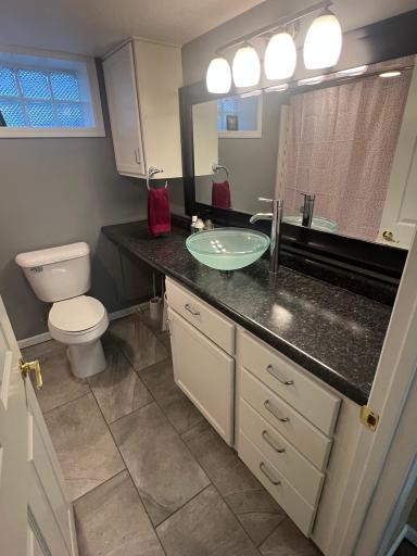 3929 Fordham Drive NE, Minneapolis, MN 55421