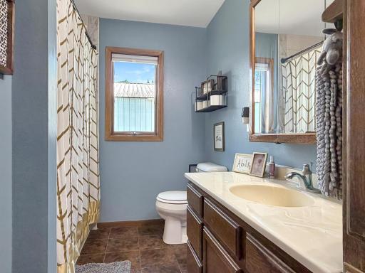 755 W 1st Street S, Cottonwood, MN 56229