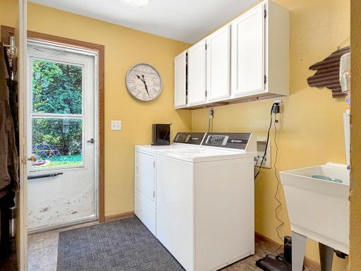 755 W 1st Street S, Cottonwood, MN 56229