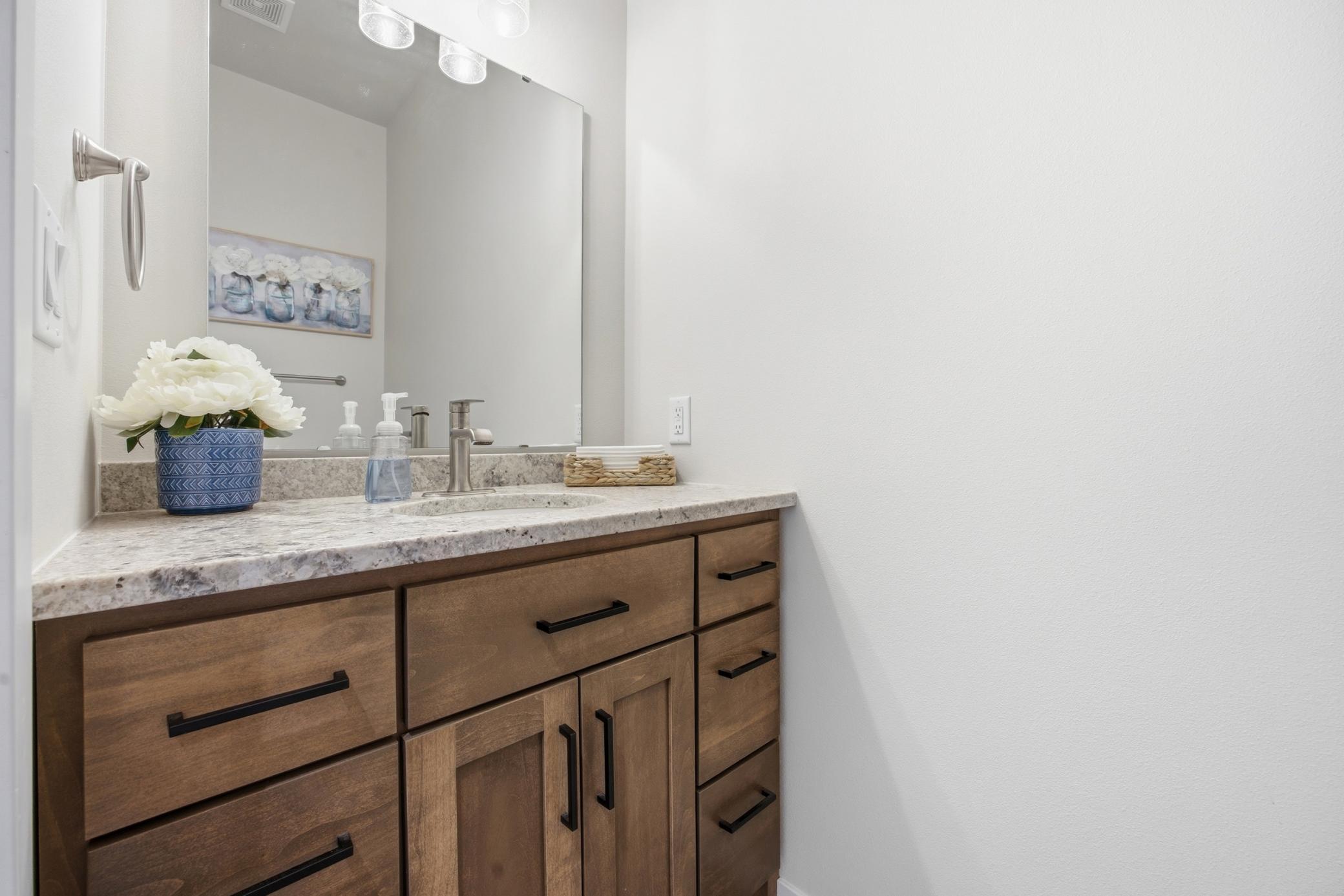 1/2 Bathroom - main floor