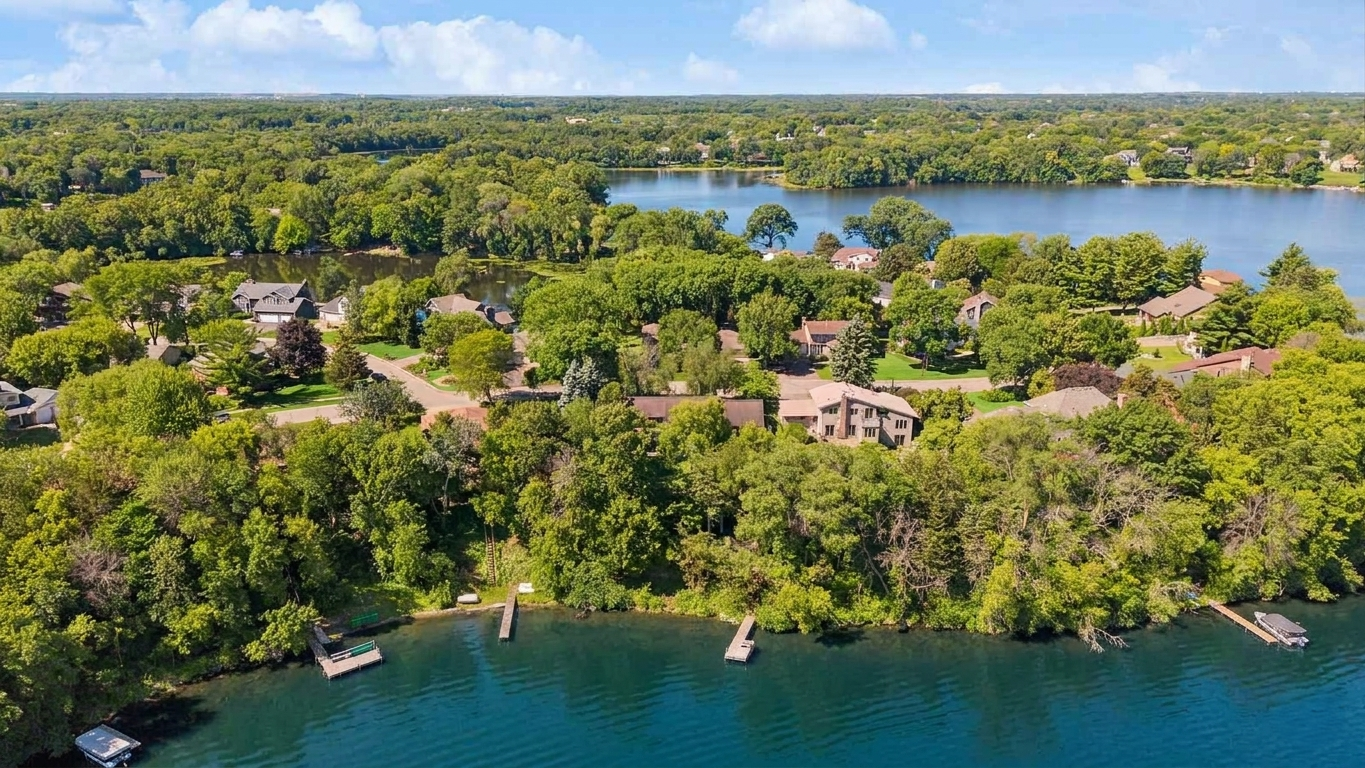 Welcome to lakeshore living on Mitchell Lake. Rare opportunity to move right in and enjoy summertime bbq's, get on the water, or hide away in your luxurious primary suite.