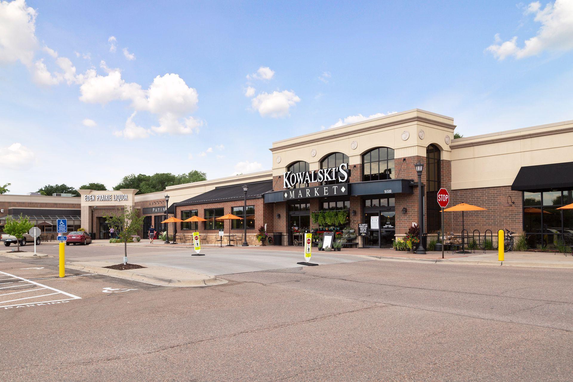 Just a few blocks away, all the shops and restaurants you'd need within walking distance.
