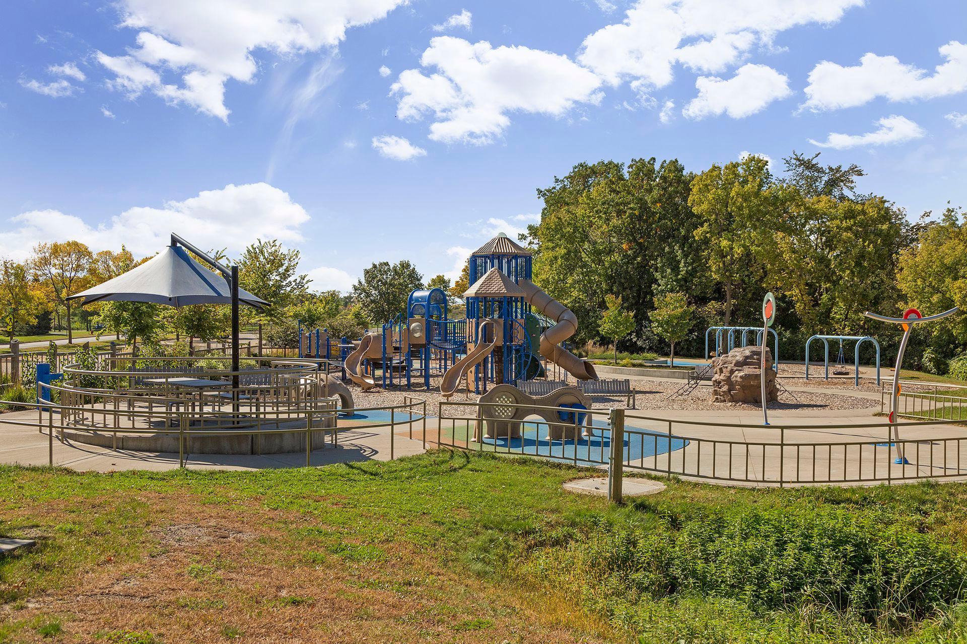 Round Lake Park nearby. Eden Prairie prides itself on tons of green spaces, parks, trails, and lakes to enjoy.