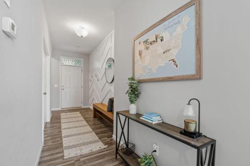 13-web-or-mls-712 South Creek Dr N-13.jpg