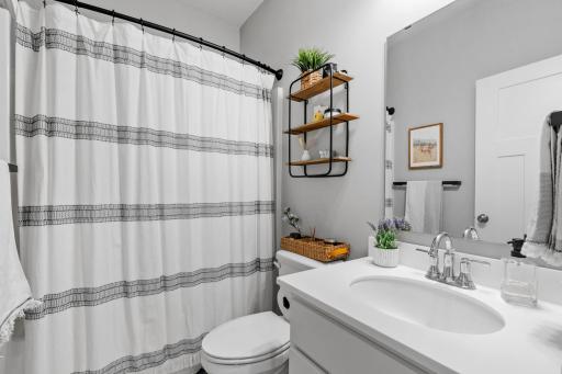 45-web-or-mls-712 South Creek Dr N-45.jpg