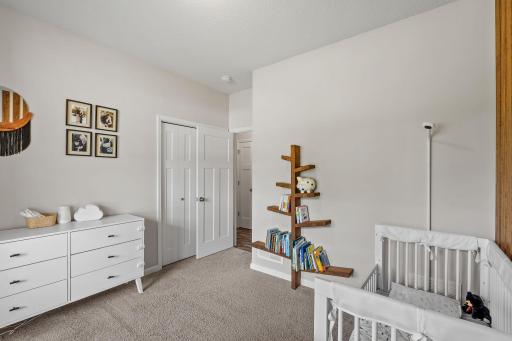 44-web-or-mls-712 South Creek Dr N-44.jpg