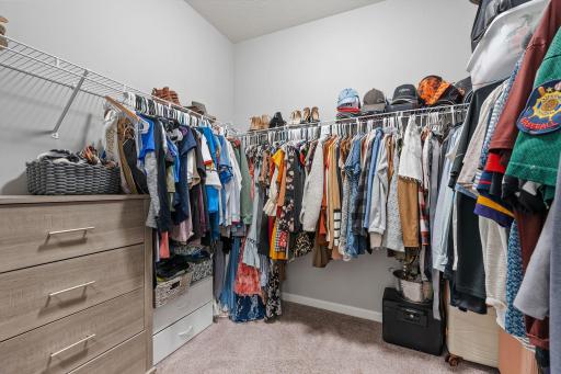 40-web-or-mls-712 South Creek Dr N-40.jpg