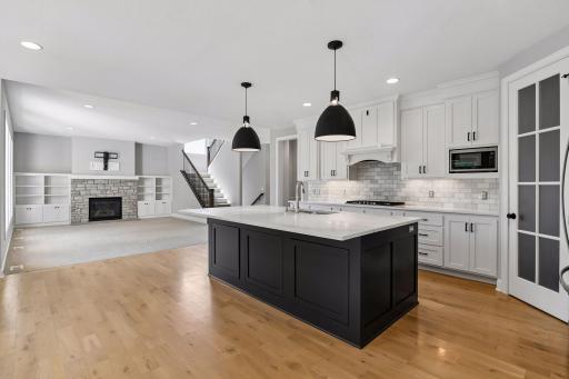 5996 Hermitage Trail, Mound, MN 55364