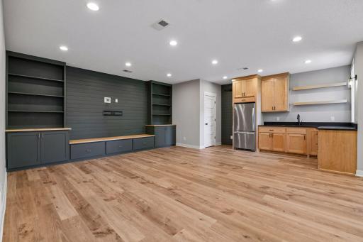 5996 Hermitage Trail, Mound, MN 55364