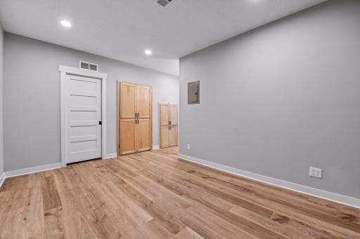 5996 Hermitage Trail, Mound, MN 55364