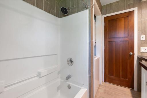 5817 Quail Avenue N, Minneapolis, MN 55429