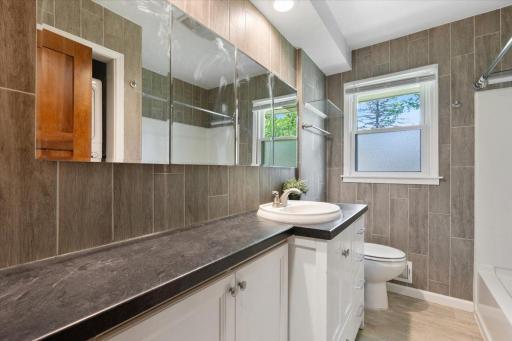 5817 Quail Avenue N, Minneapolis, MN 55429