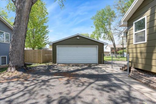 5817 Quail Avenue N, Minneapolis, MN 55429