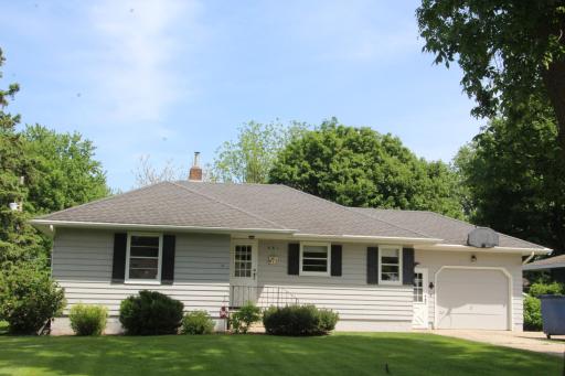 561 4th Street E, Hector, MN 55342